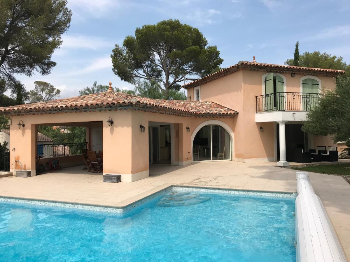 Belle Villa Dans Clos Prive - Saint Raphael Boulouris ภายนอก รูปภาพ